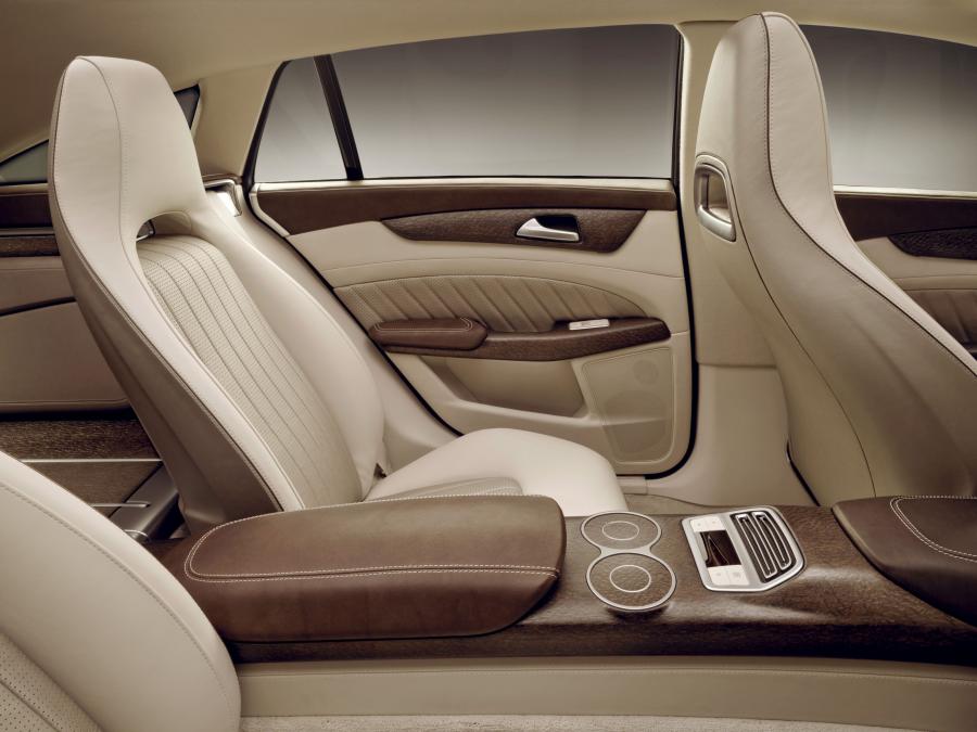  Mercedes-Benz CLS Shooting Break Concept 2010 года  (фото 52 из 86)